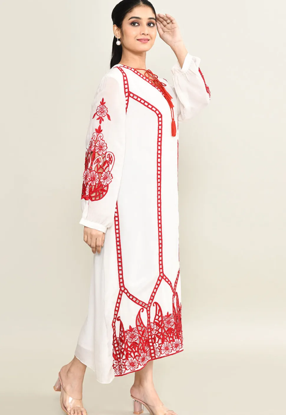 Embroidered Pure Crepe Midi Dress in White