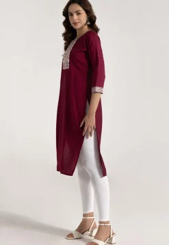Embroidered Rayon Jacquard Straight Kurta in Maroon