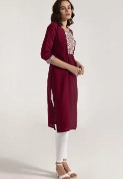 Embroidered Rayon Jacquard Straight Kurta in Maroon