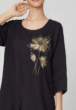 Embroidered Rayon Slub Kurta with Pant in Black