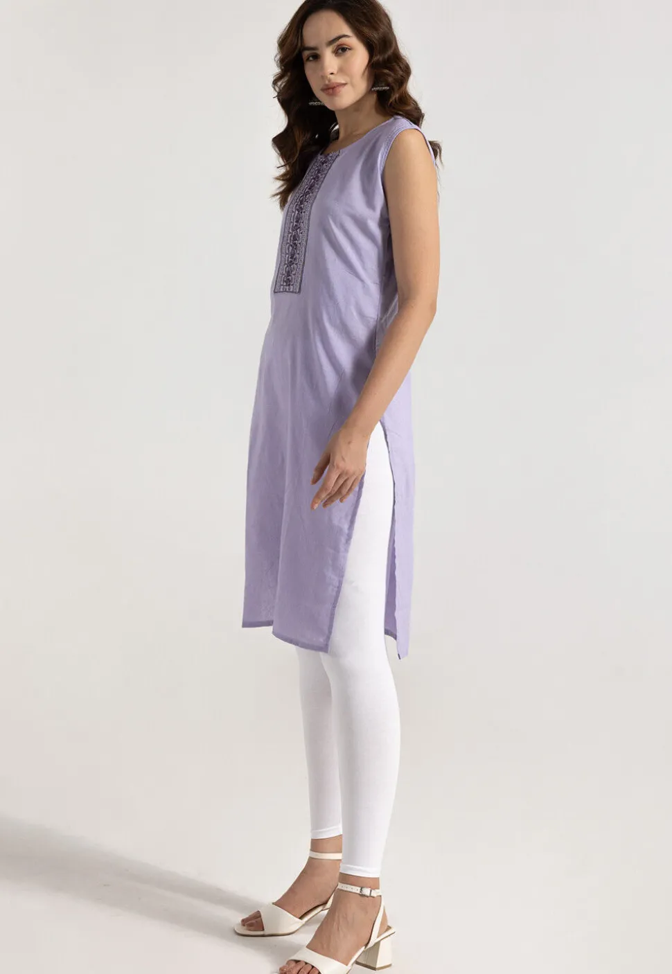 Embroidered Rayon Straight Kurta in Light Purple