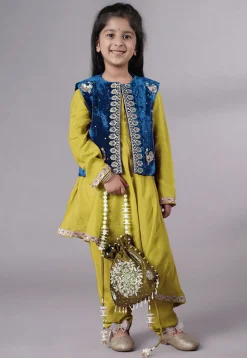 Embroidered Shantoon Asymmetric Kurta Set in Green and Blue