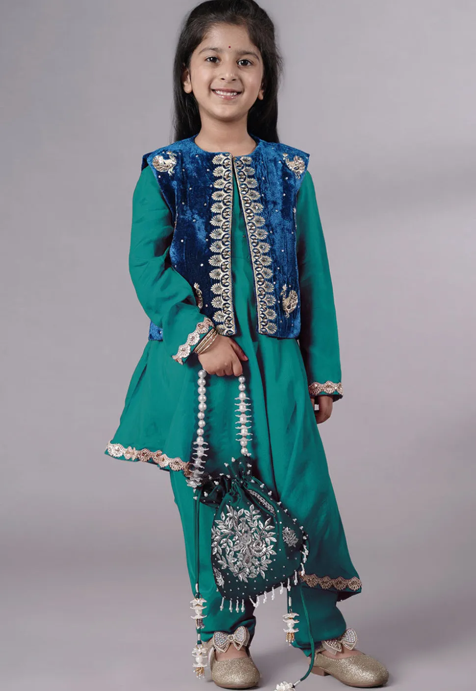 Embroidered Shantoon Asymmetric Kurta Set in Green and Blue