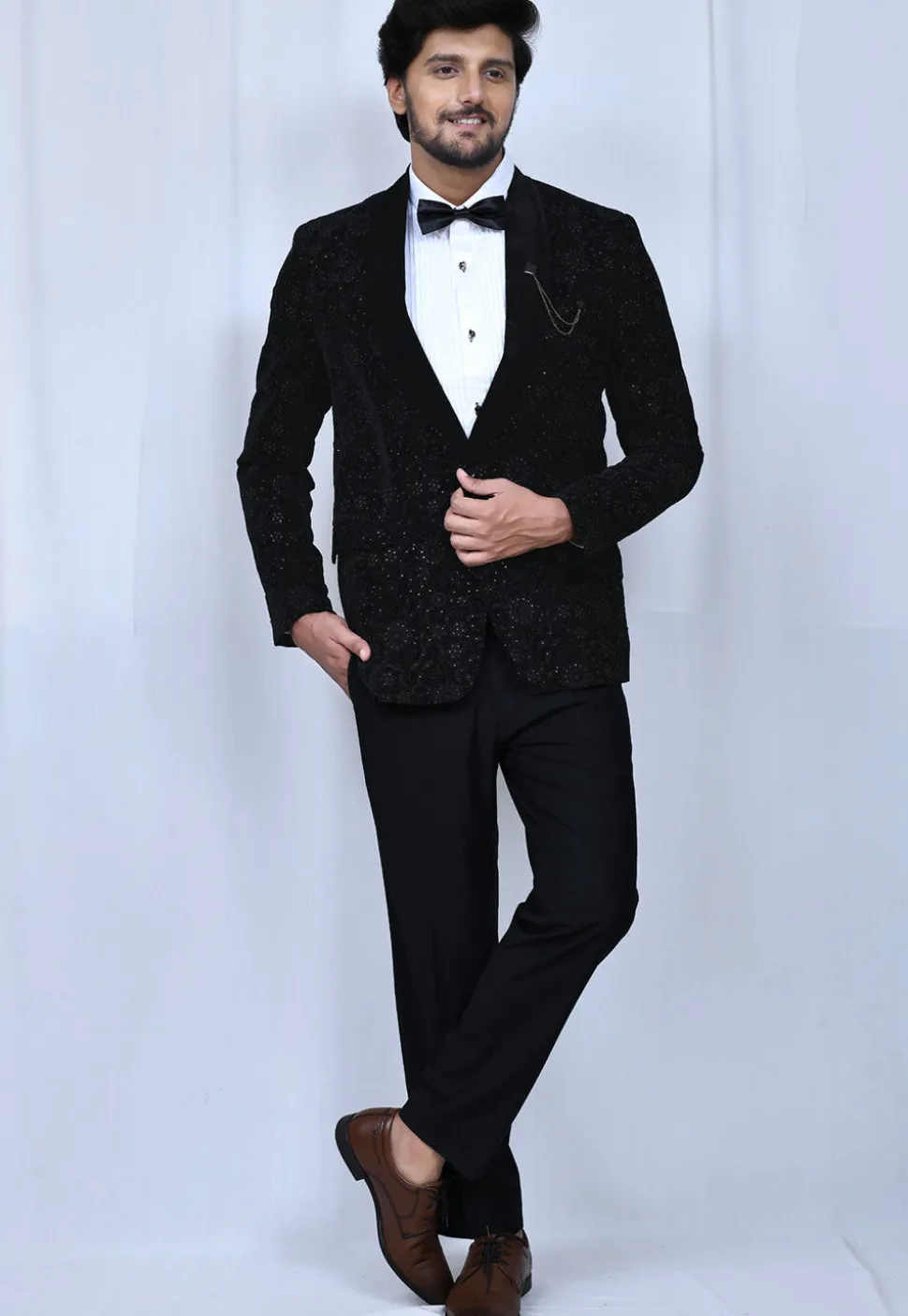 Embroidered Velvet Blazer Set in Black