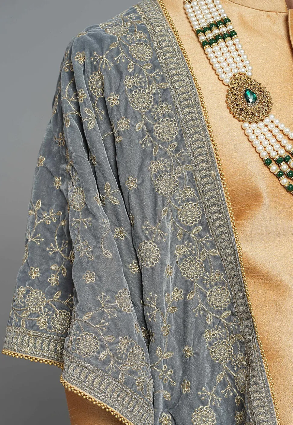 Embroidered Velvet Men Dupatta in Grey
