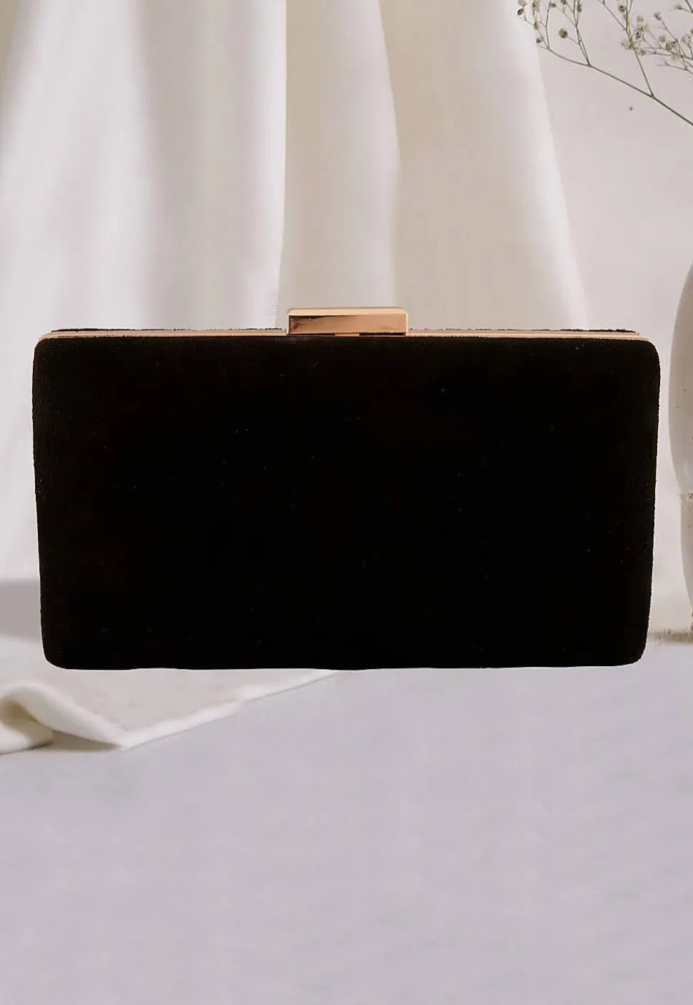 Embroidered Velvet Rectangular Clutch Bag in Black
