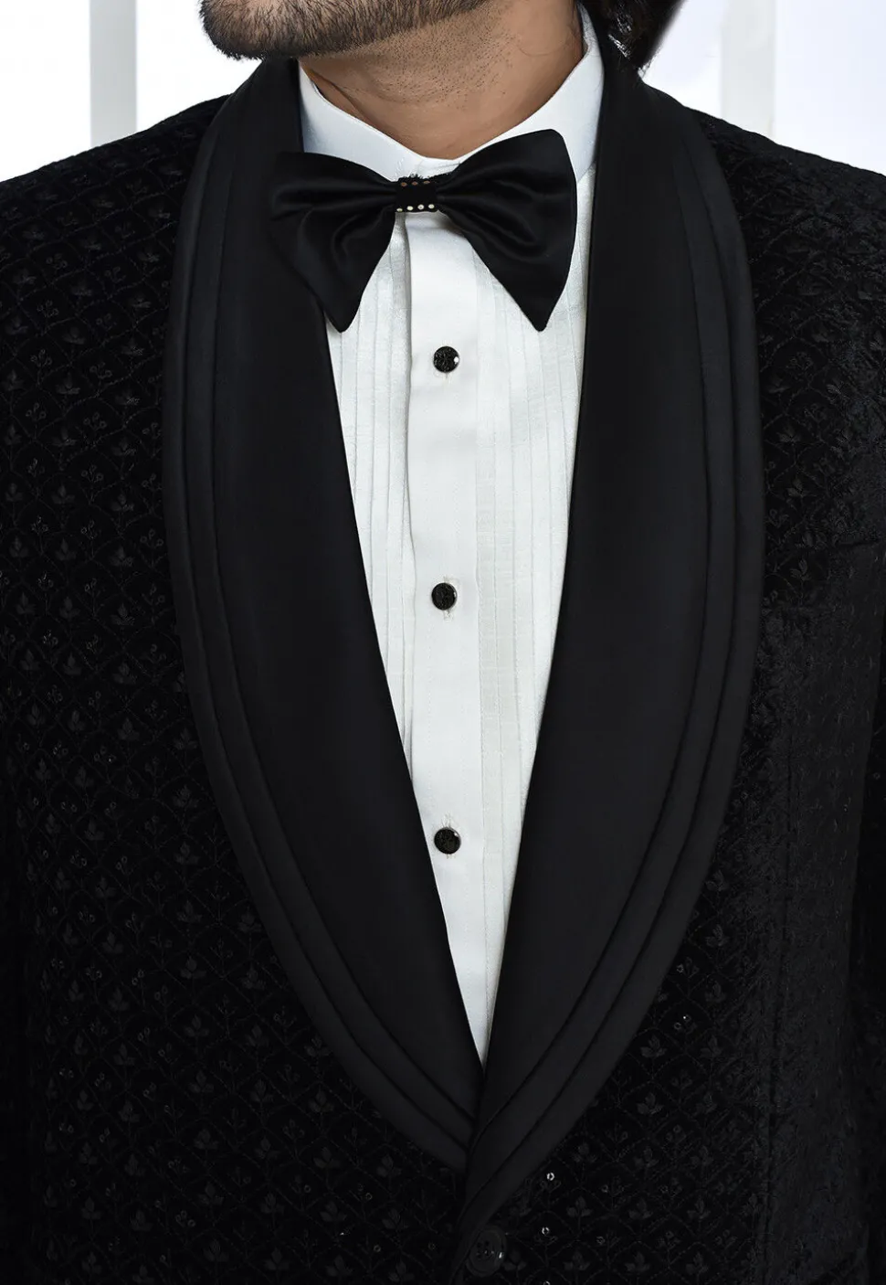 Embroidered Velvet Suit Set in Black