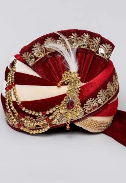 Embroidered Velvet Turban in Maroon