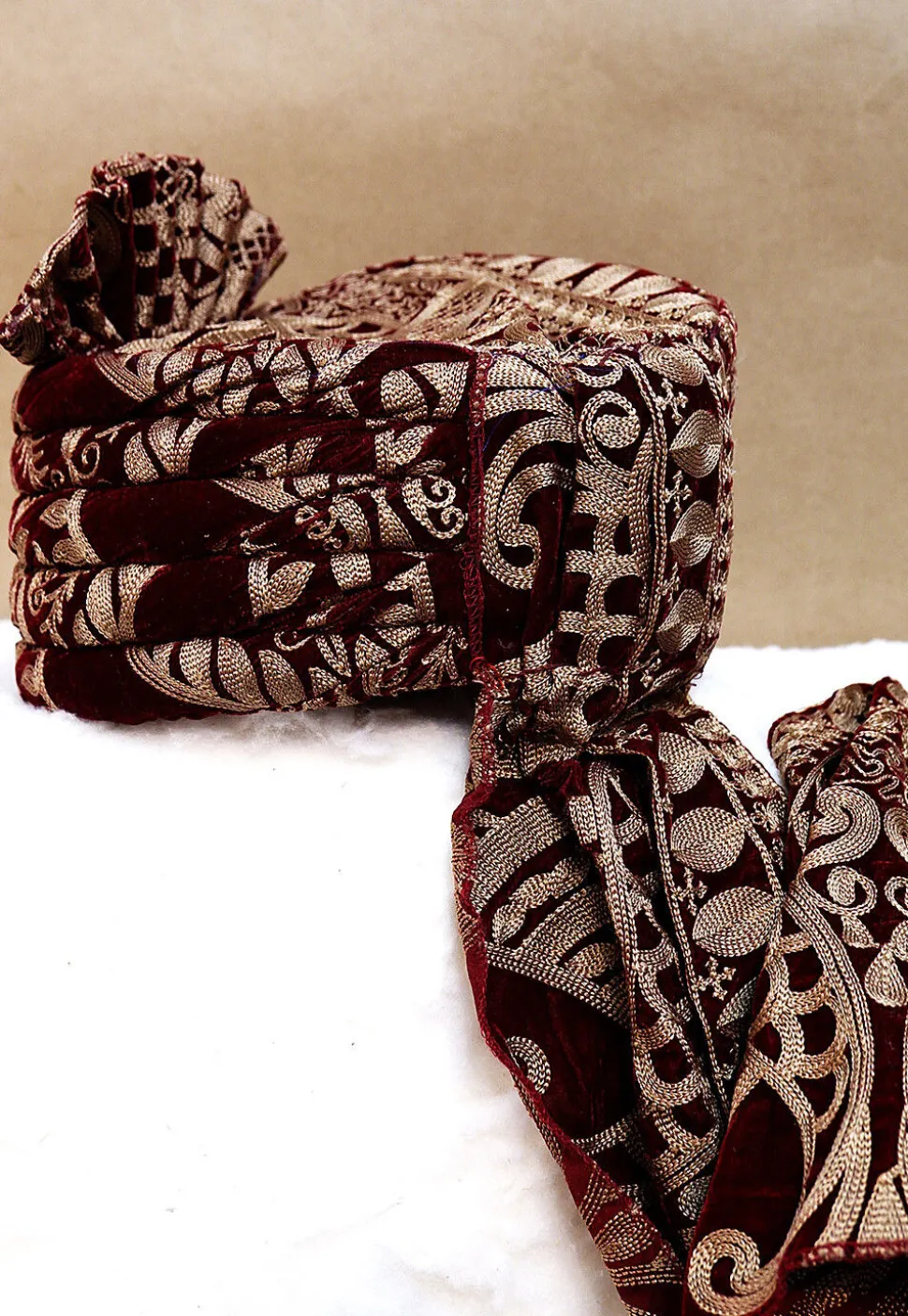 Embroidered Velvet Turban in Maroon