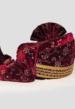 Embroidered Velvet Turban in Maroon