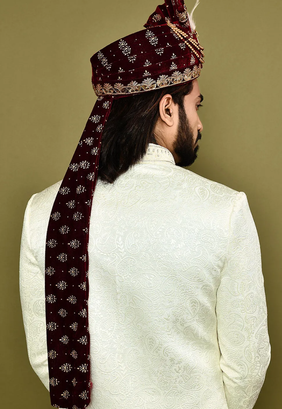 Embroidered Velvet Turban in Maroon