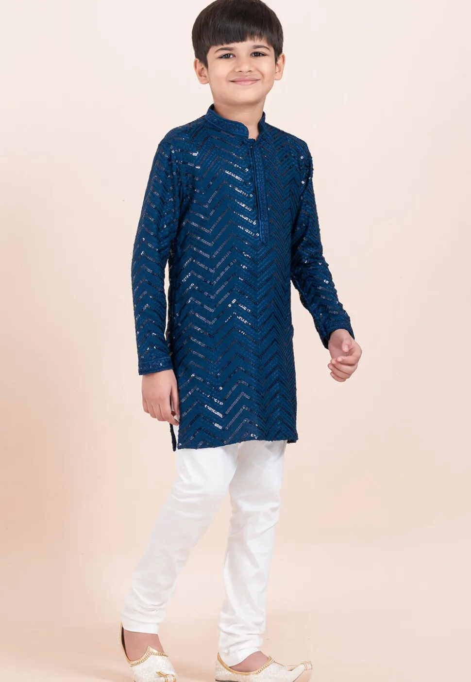 Embroidered Viscose Rayon Kurta Set in Teal Blue