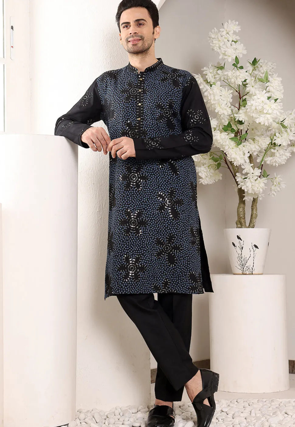 Embroidered Viscose Rayon Kurta in Black