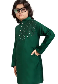 Embroidered Viscose Silk Kurta in Dark Green