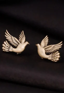 Flying Bird Metallic Collar Tips