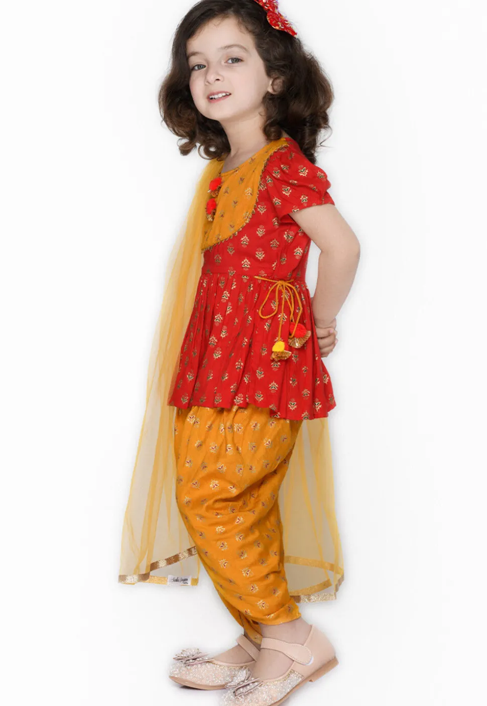 Foil Printed Cotton Punjabi Suit in Red
