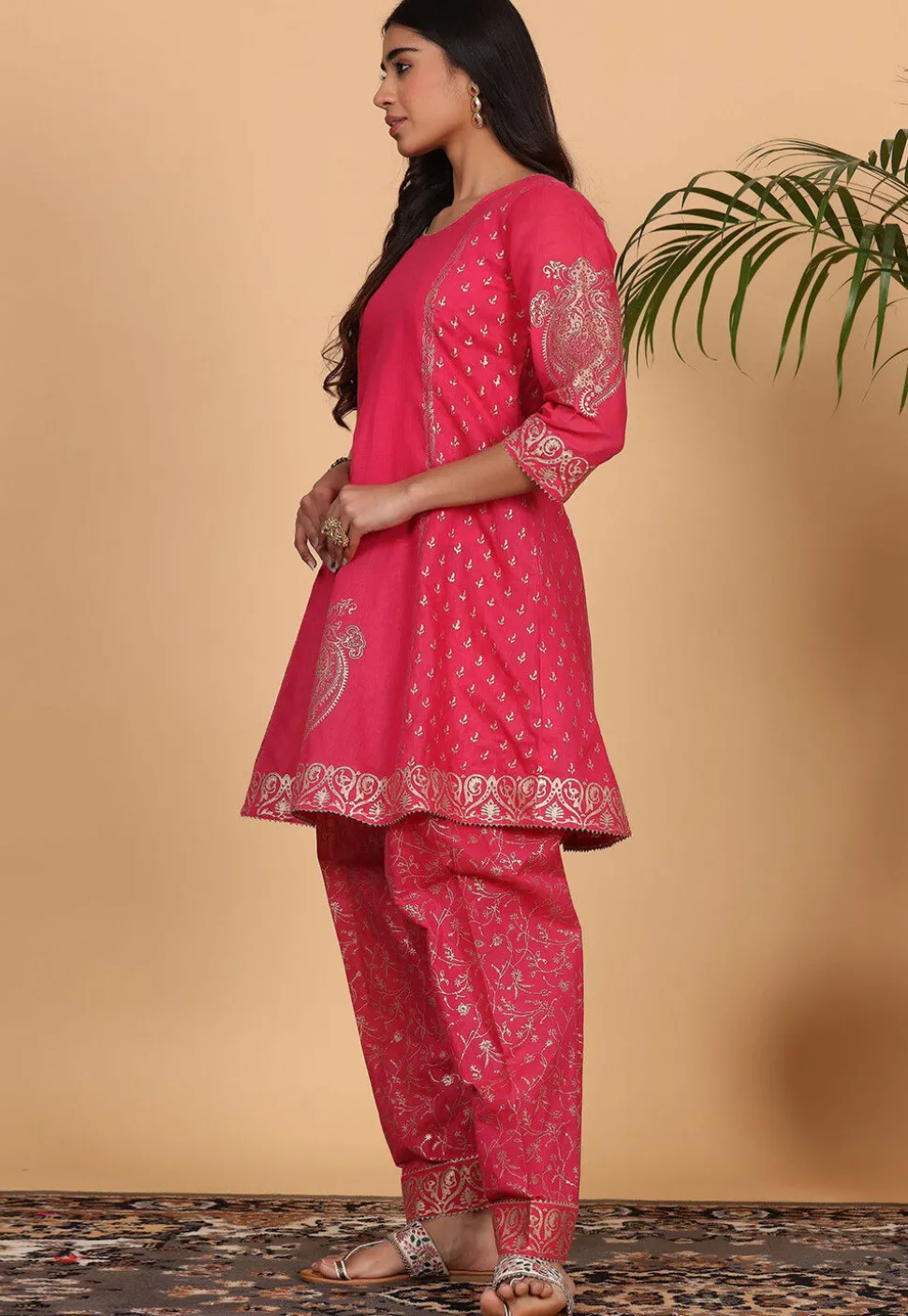 Foil Printed Pure Cotton Punjabi Suit in Fuchsia