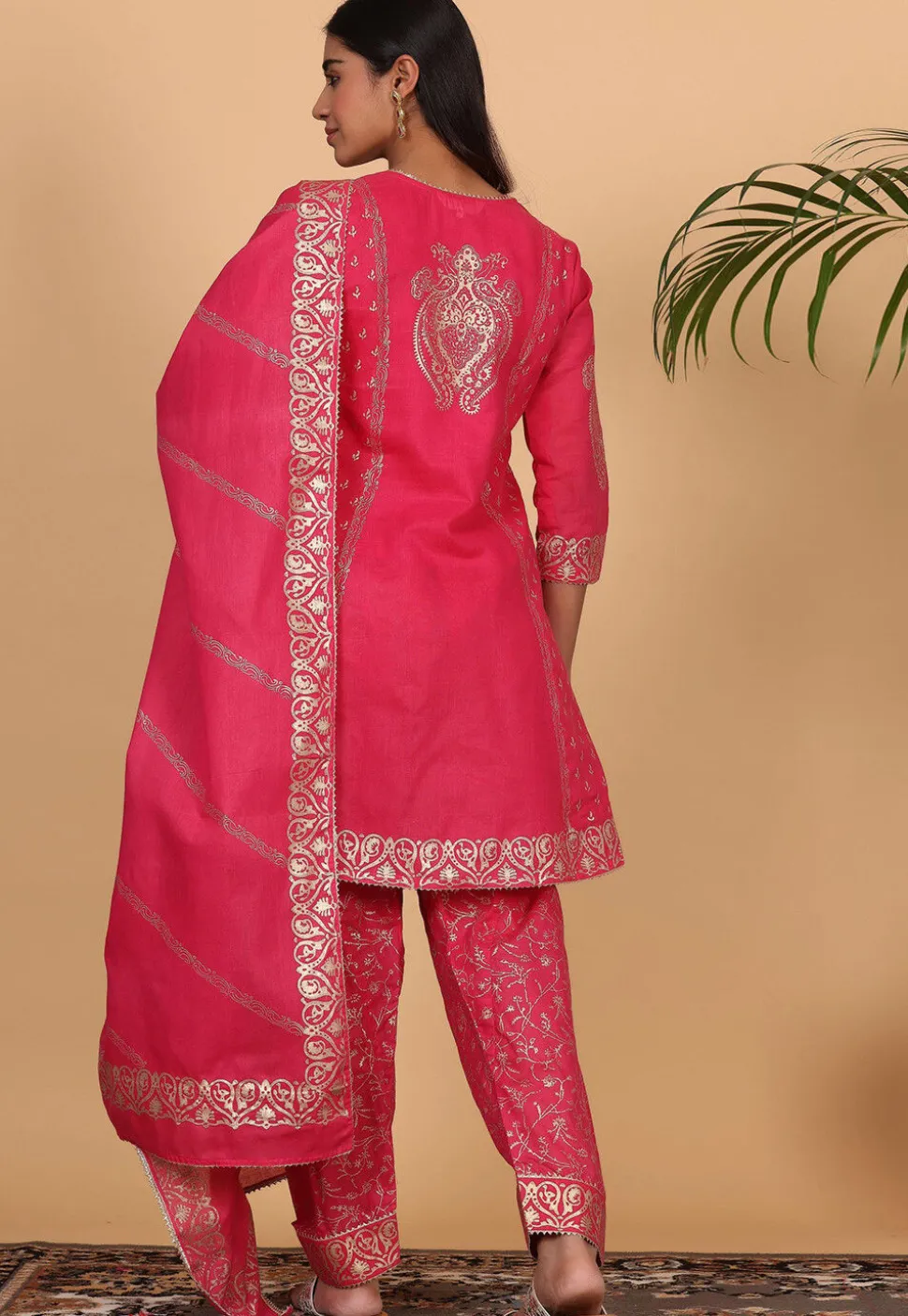 Foil Printed Pure Cotton Punjabi Suit in Fuchsia