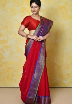 Gadwal Handloom Saree in Red