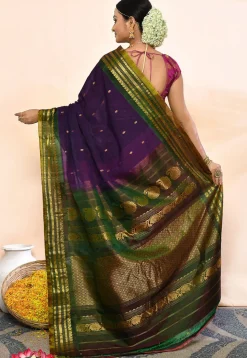 Gadwal Pure Silk Cotton Handloom Saree in Purple