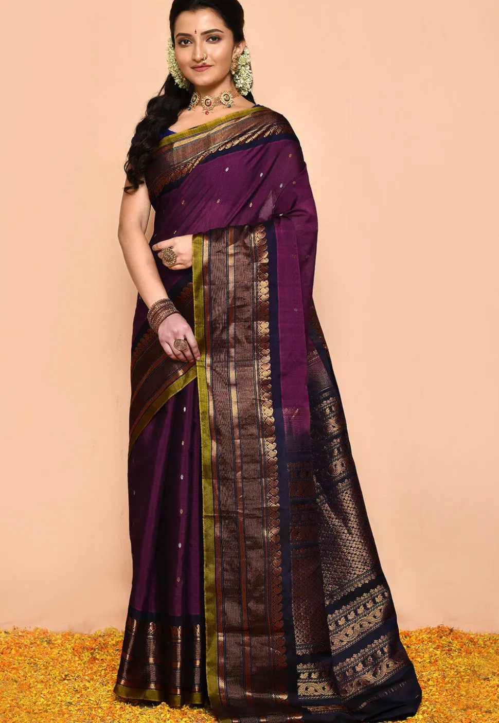 Gadwal Pure Silk Cotton Handloom Saree in Wine