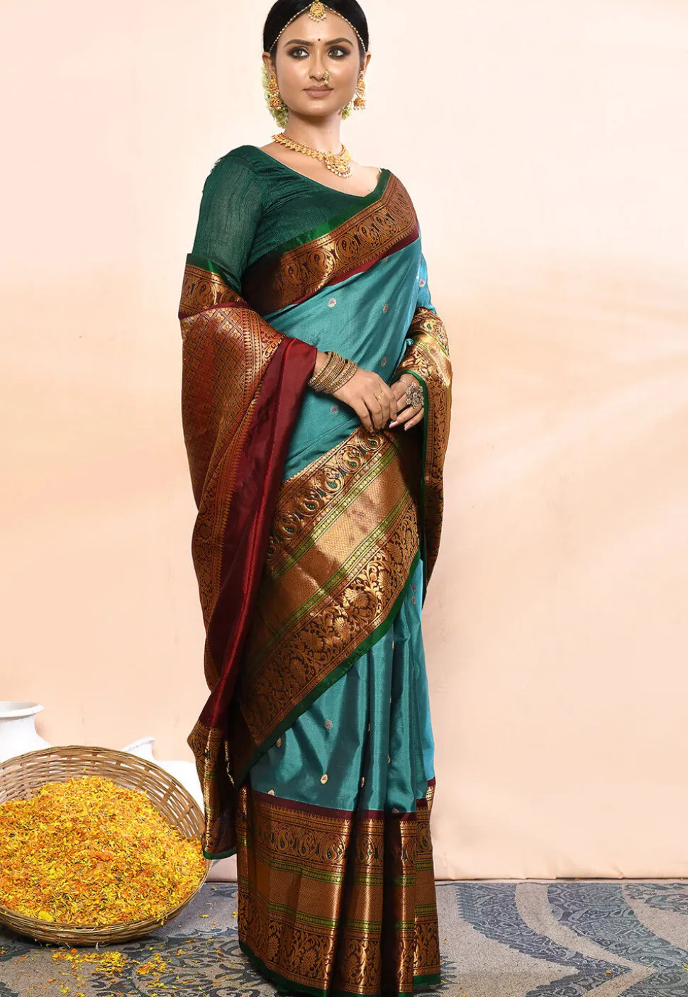 Gadwal Pure Silk Handloom Saree in Blue