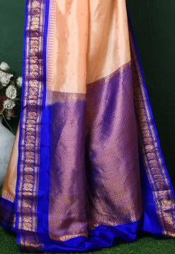 Gadwal Pure Silk Handloom Saree in Peach
