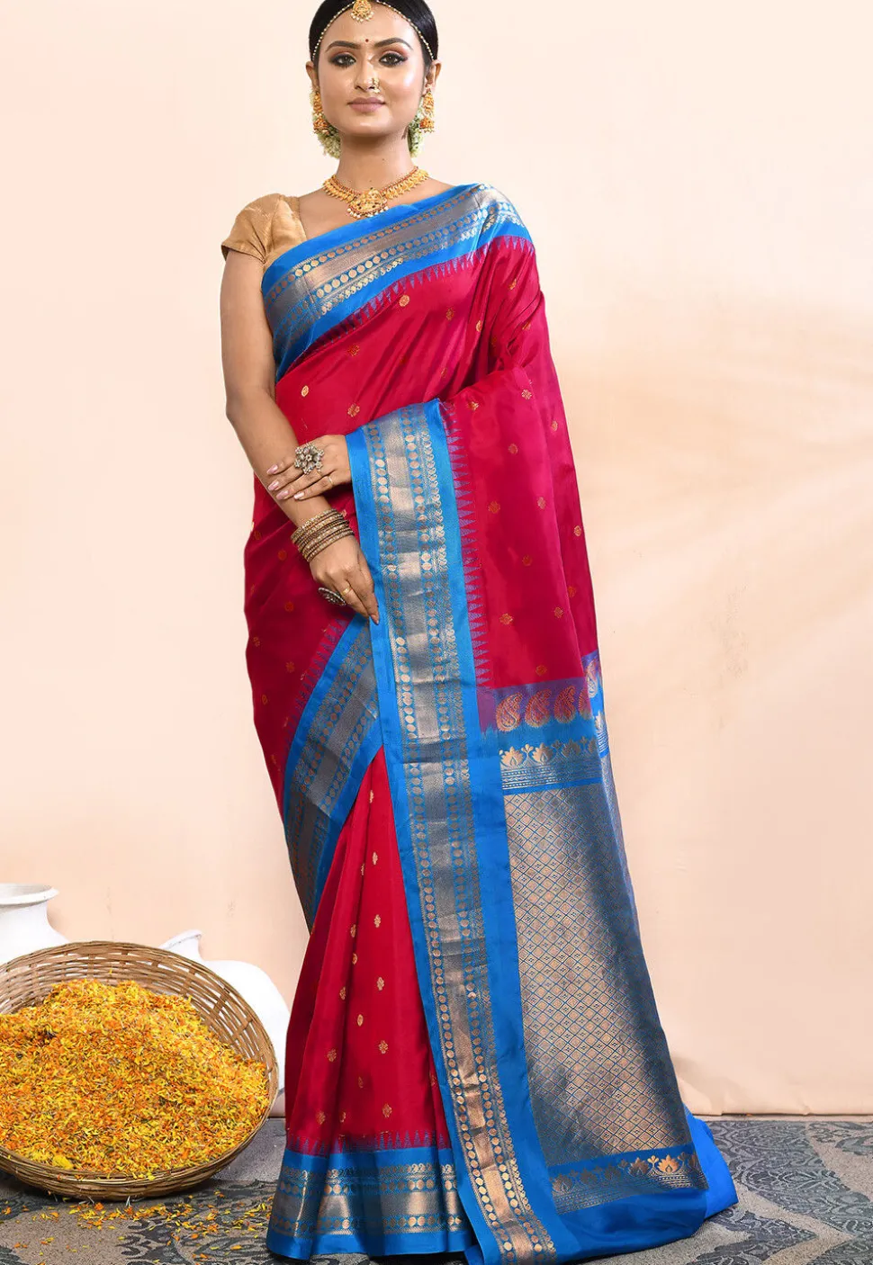 Gadwal Pure Silk Handloom Saree in Dark Pink