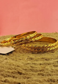 Golden Polished Bangle Set