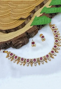 Golden Polished Kemp Stone Studded Necklace Set