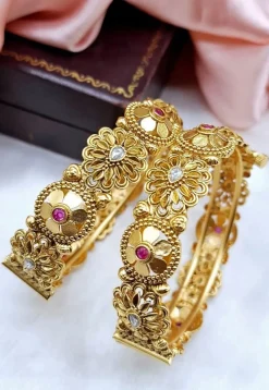 Golden Polished Kemp Stone Studded Openable Bangle Pair