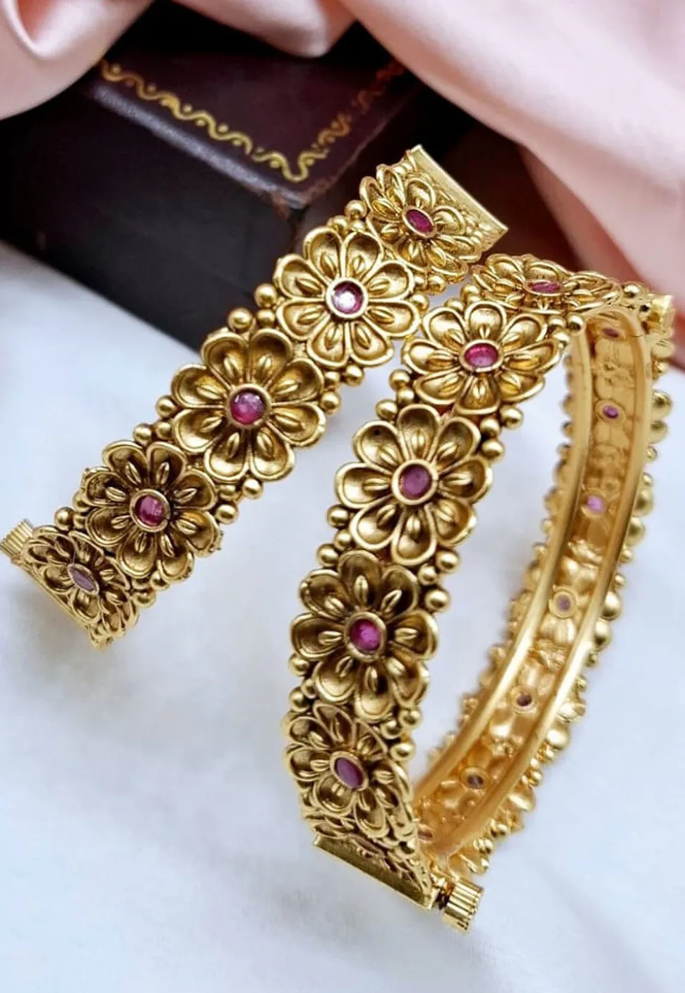 Golden Polished Kemp Stone Studded Openable Bangle Pair