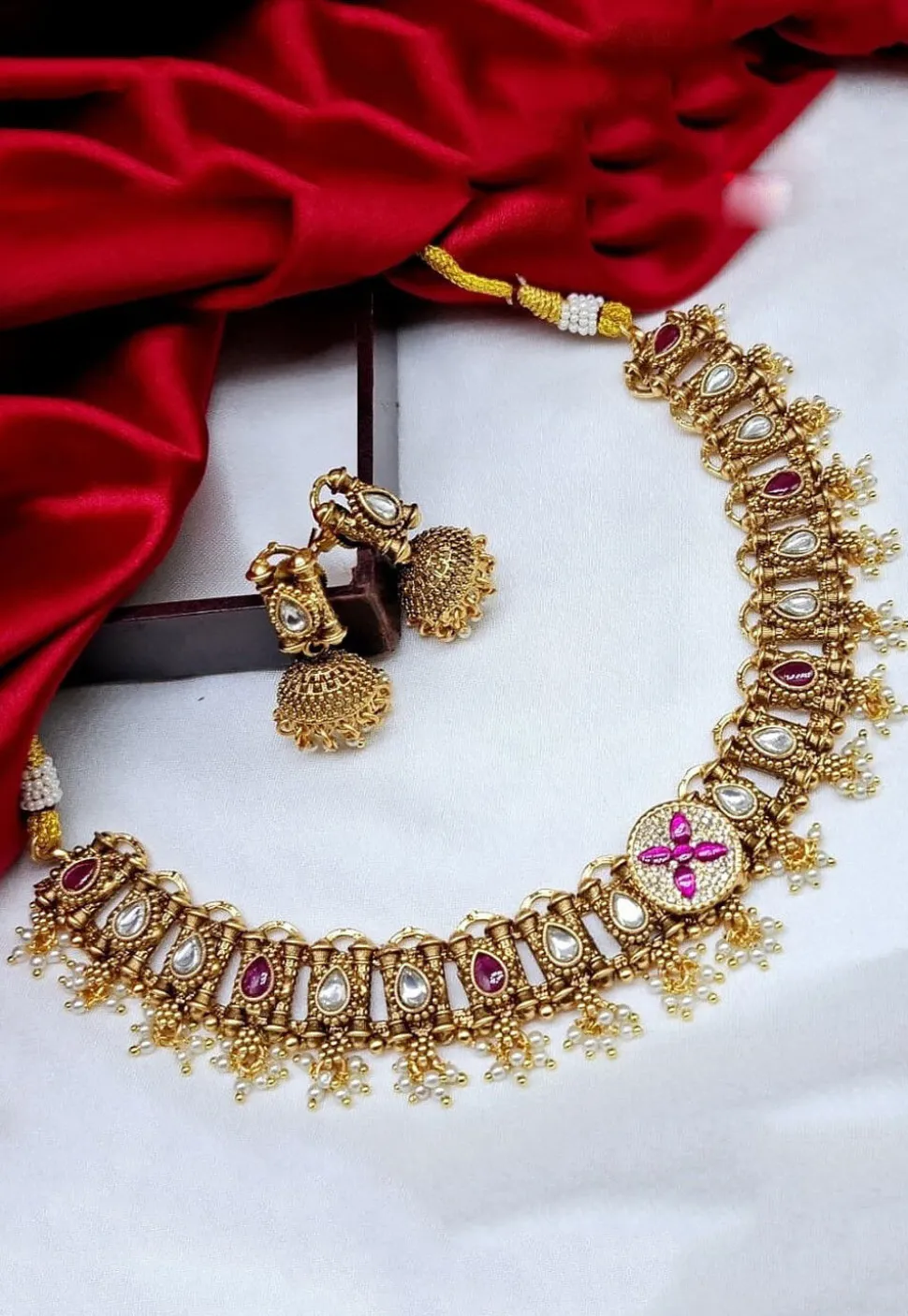 Golden Polished Stone Studded Necklace Set