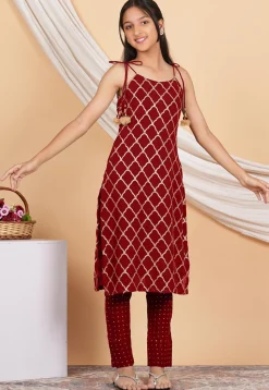 Gota Embellished Georgette Pakistani Suit in Maroon