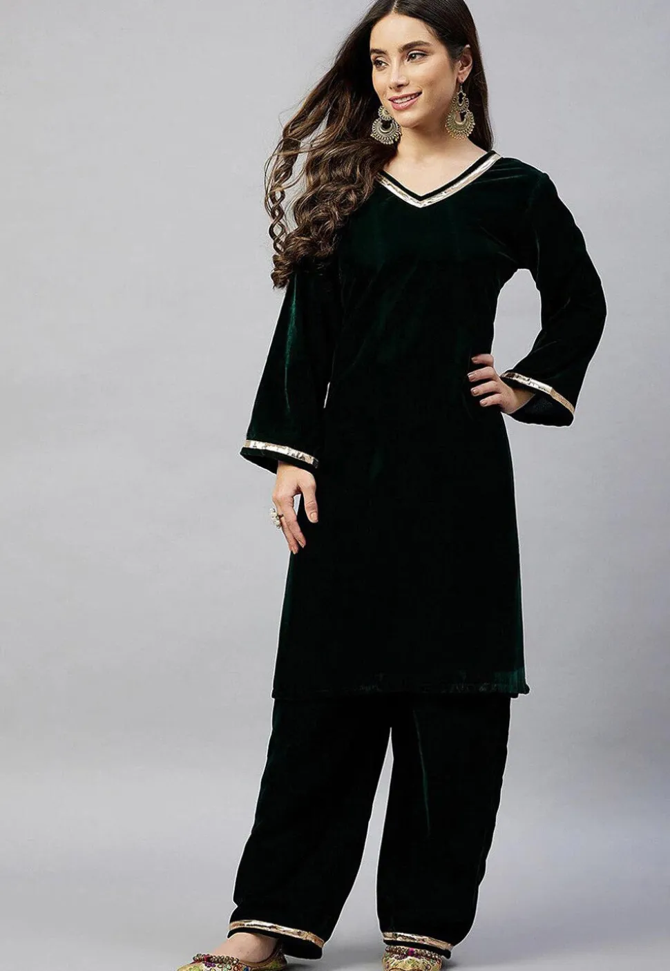Gota Embellished Velvet Straight Kurta Set in Dark Green