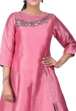 Hand Embroidered Dupion Silk Side Slit Kurta in Pink