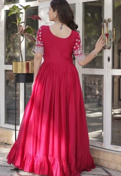 Hand Embroidered Georgette Front Slit Kurta Set in Fuchsia