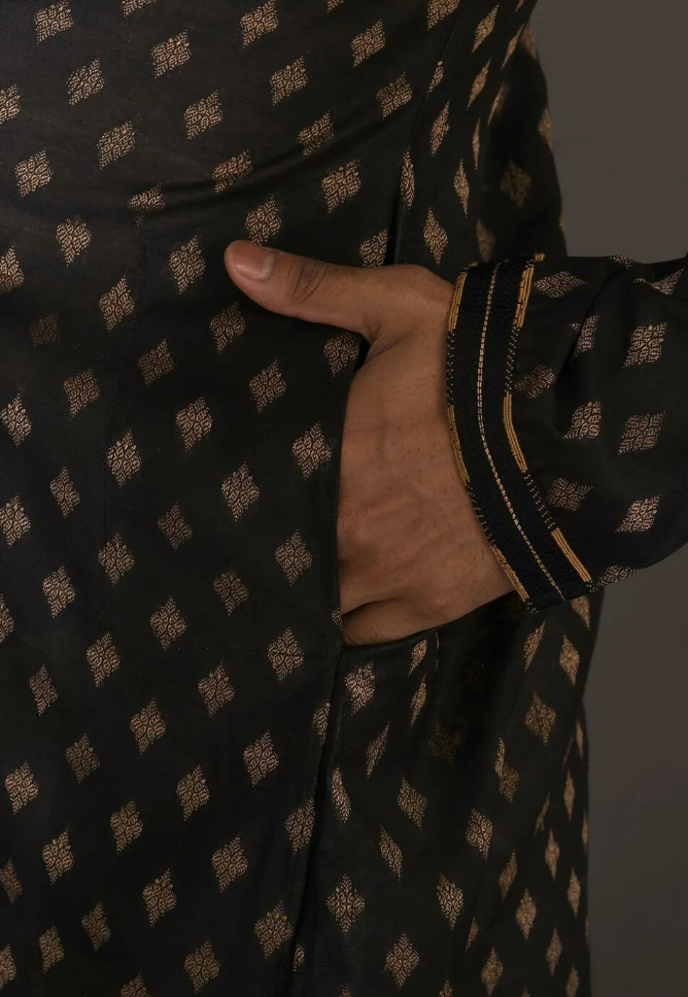 Hand Embroidered Neckline Cotton Silk Kurta Set in Black
