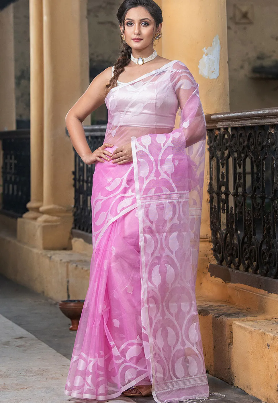 Handloom Art Silk Saree in Pink