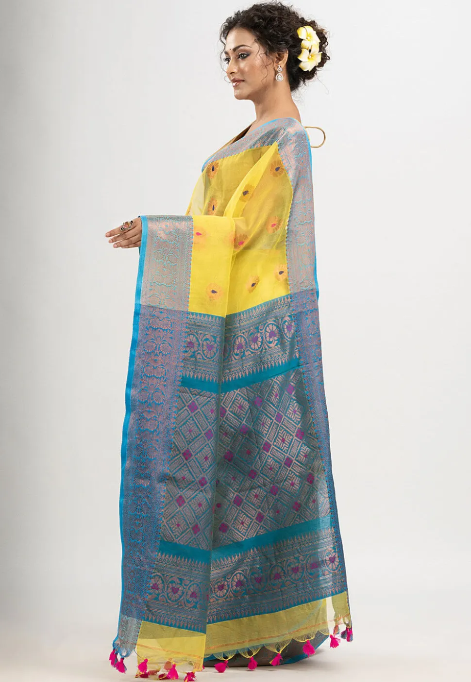 Handloom Art Silk Saree in Yellow