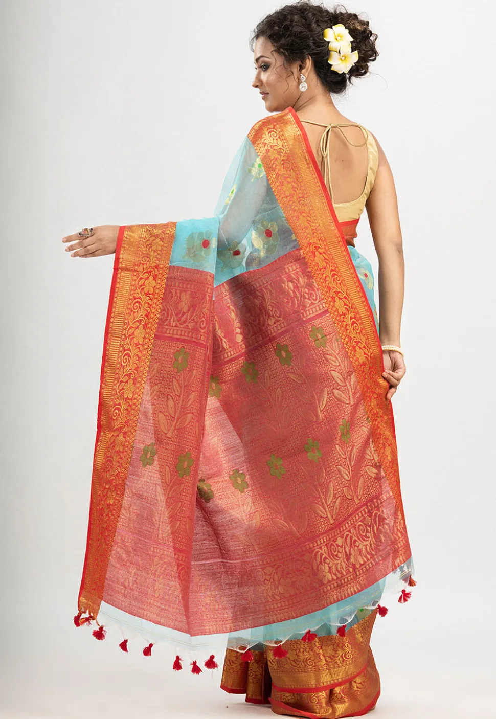 Handloom Art Silk Saree in Sky Blue