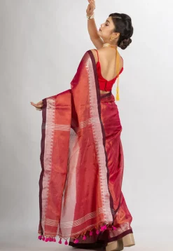 Handloom Cotton Saree in Fuchsia