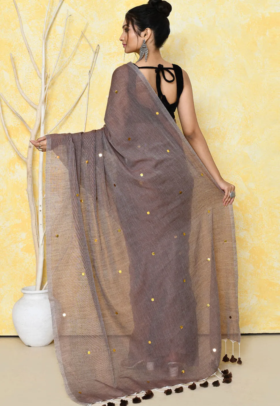 Handloom Cotton Saree in Fawn
