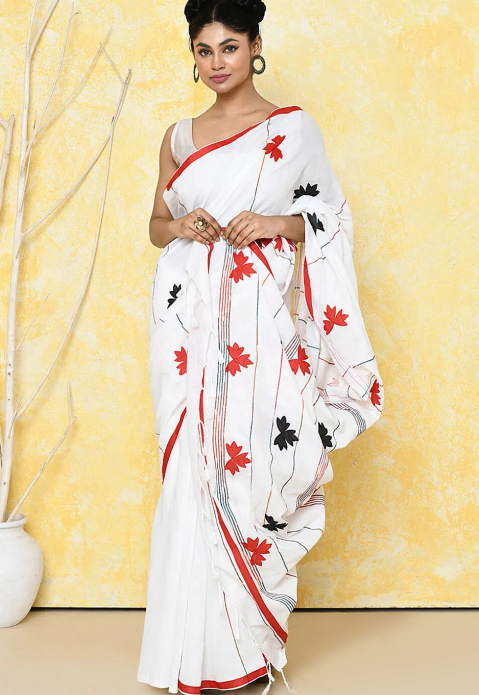 Handloom Cotton Saree in White