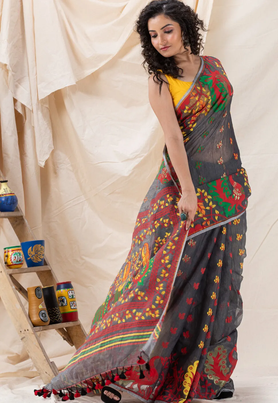 Handloom Cotton Saree in Dark Grey