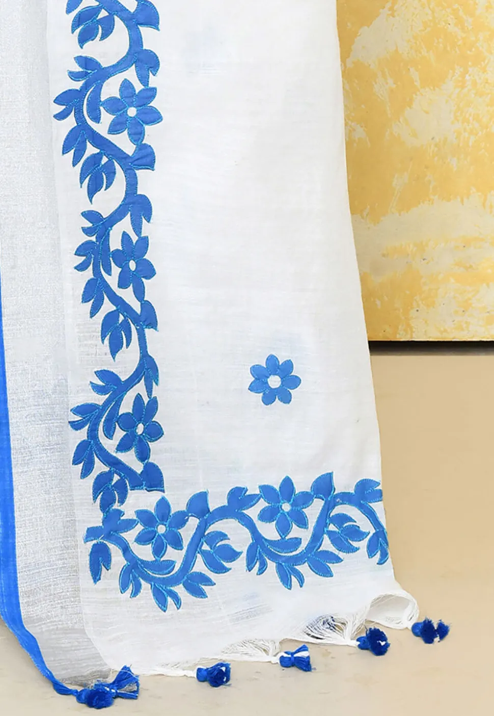 Handloom Cotton Saree in White