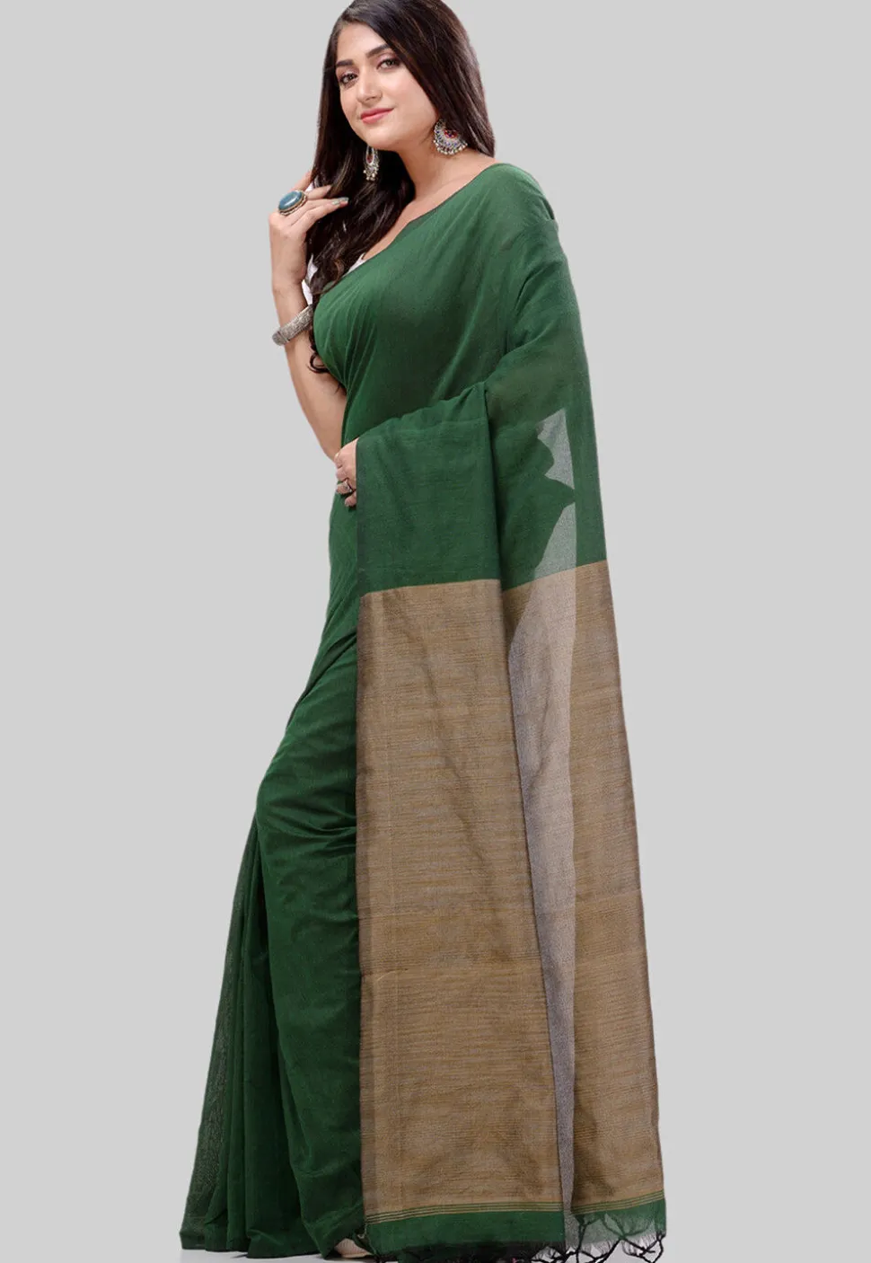 Handloom Cotton Saree in Dark Green