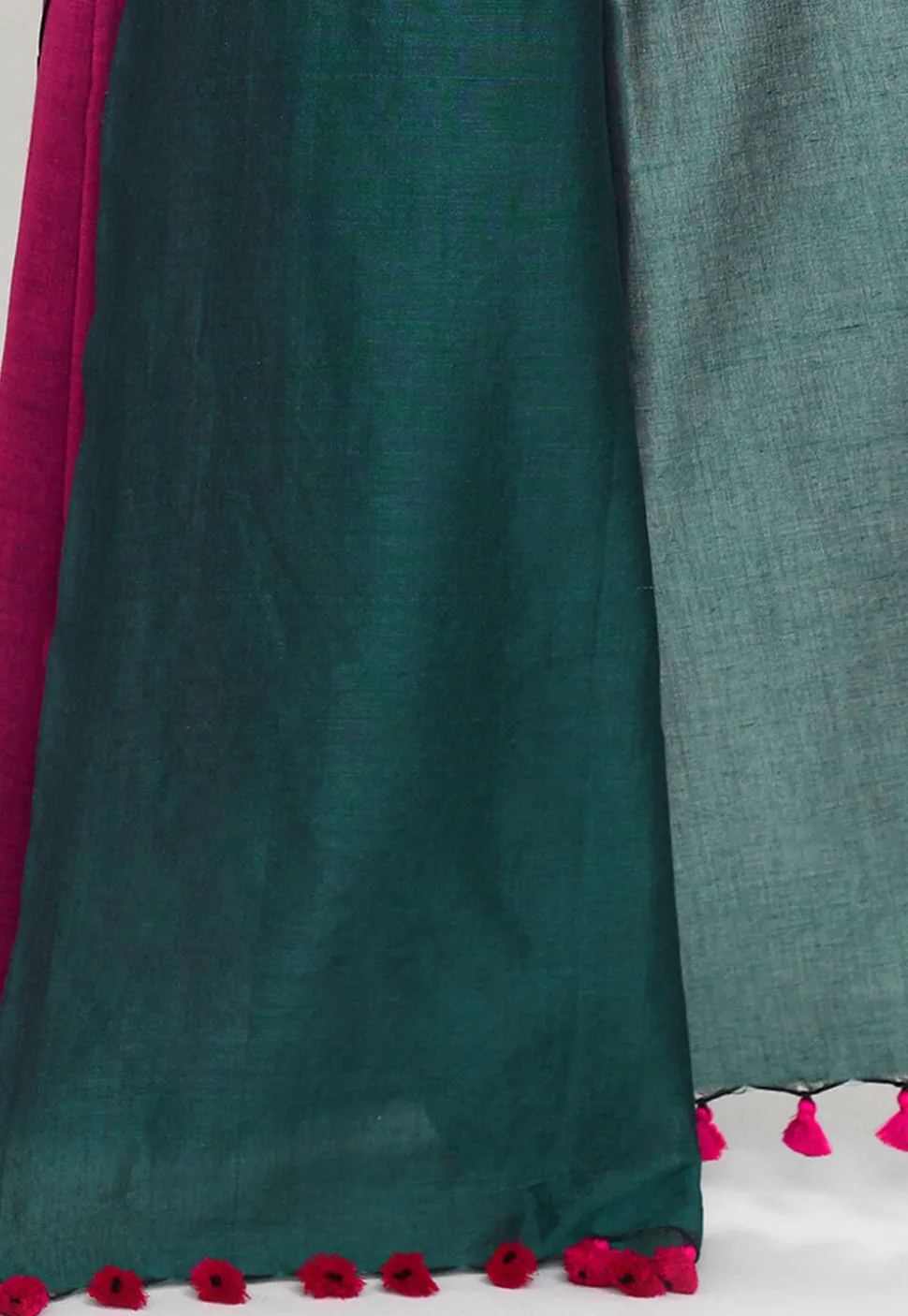 Handloom Cotton Saree in Magenta