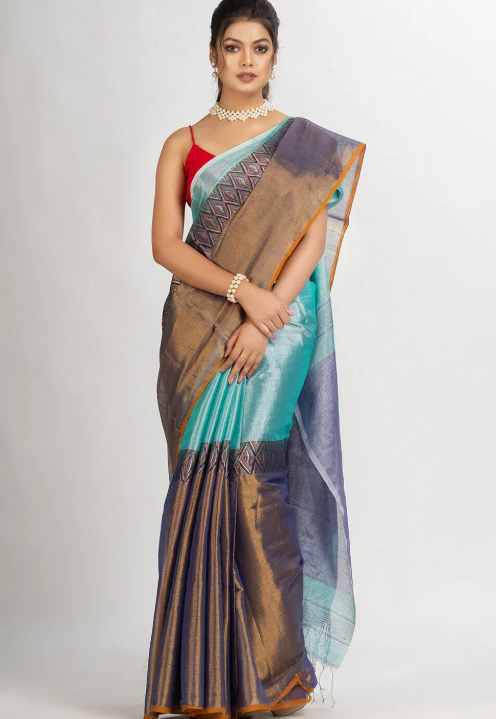 Handloom Cotton Saree in Blue and Dark Beige