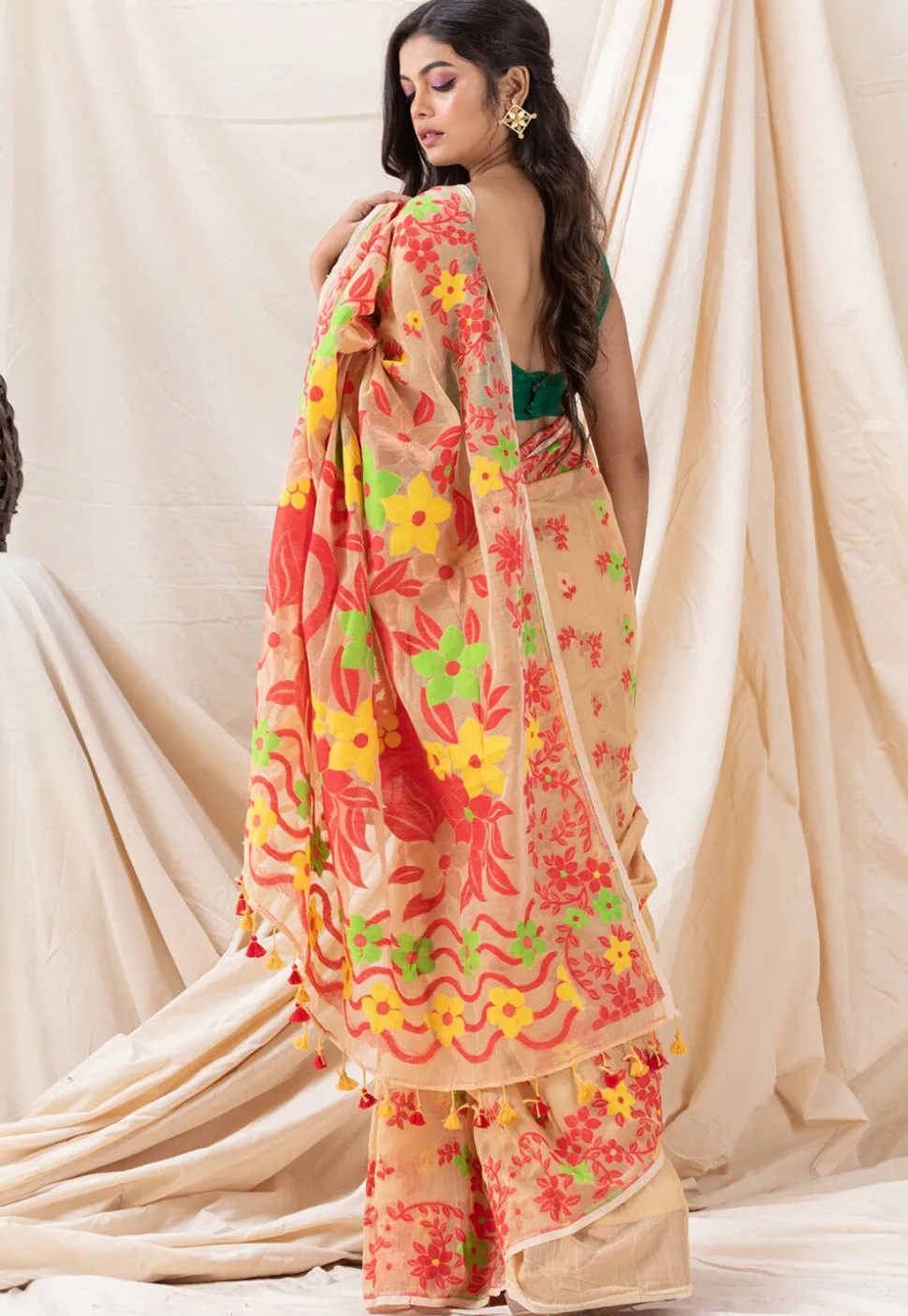Handloom Cotton Saree in Light Beige